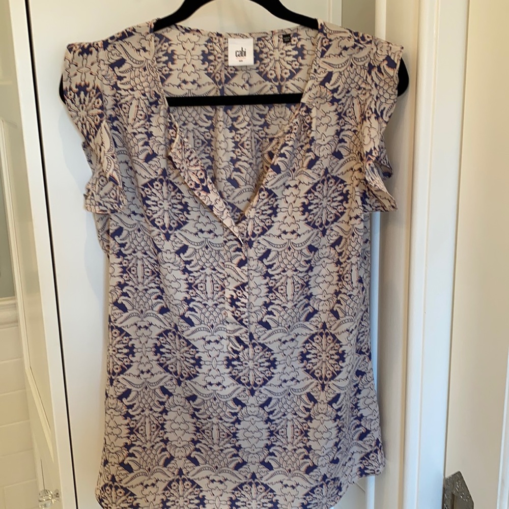 CAbi flutter sleeve top